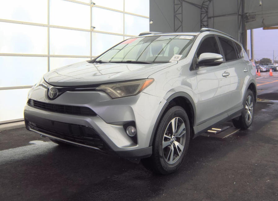 2018 Toyota RAV4 XLE FWD