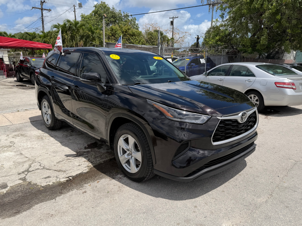 2021 Toyota Highlander L