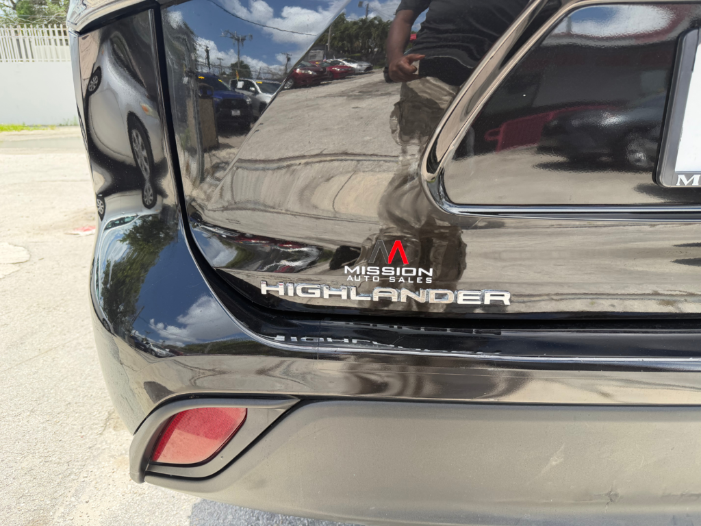 2021 Toyota Highlander L