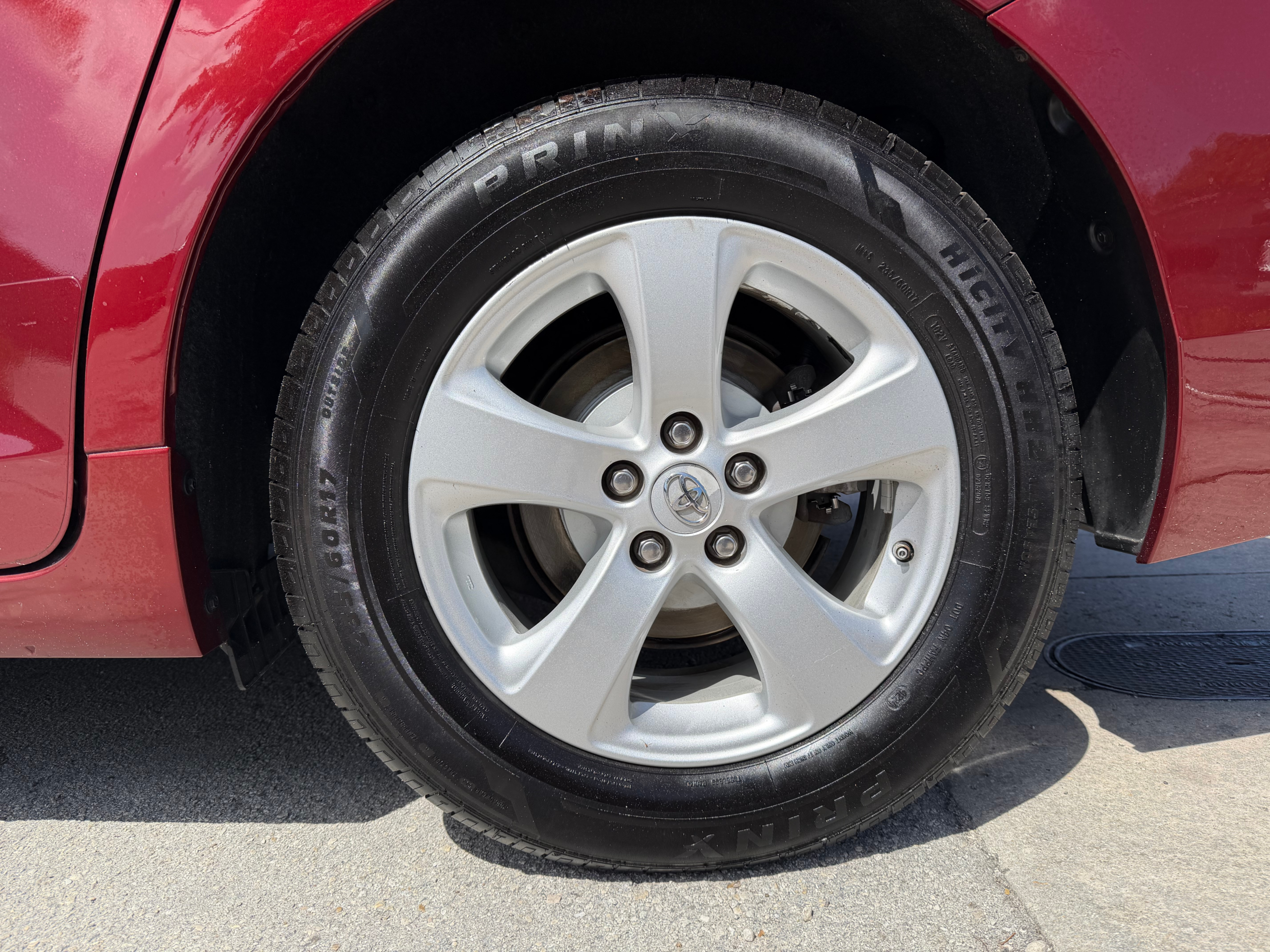 2016 Toyota Sienna LE - Photo 12