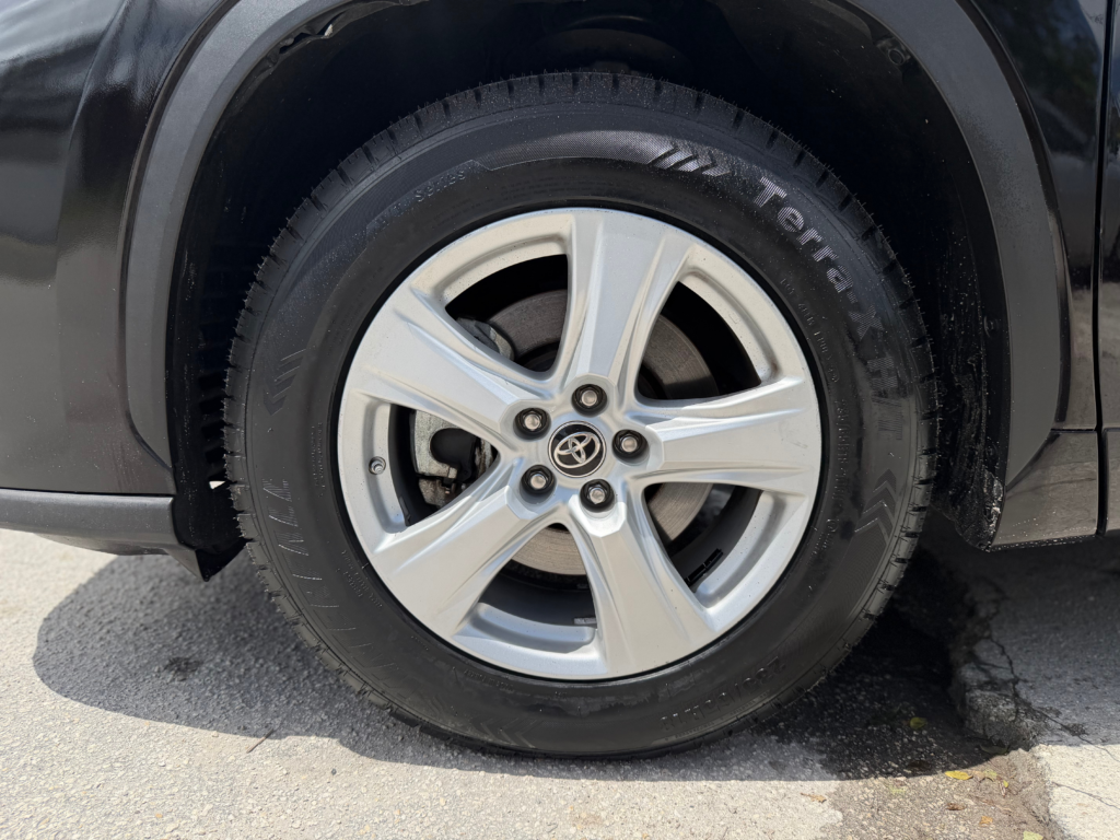 2021 Toyota Highlander L