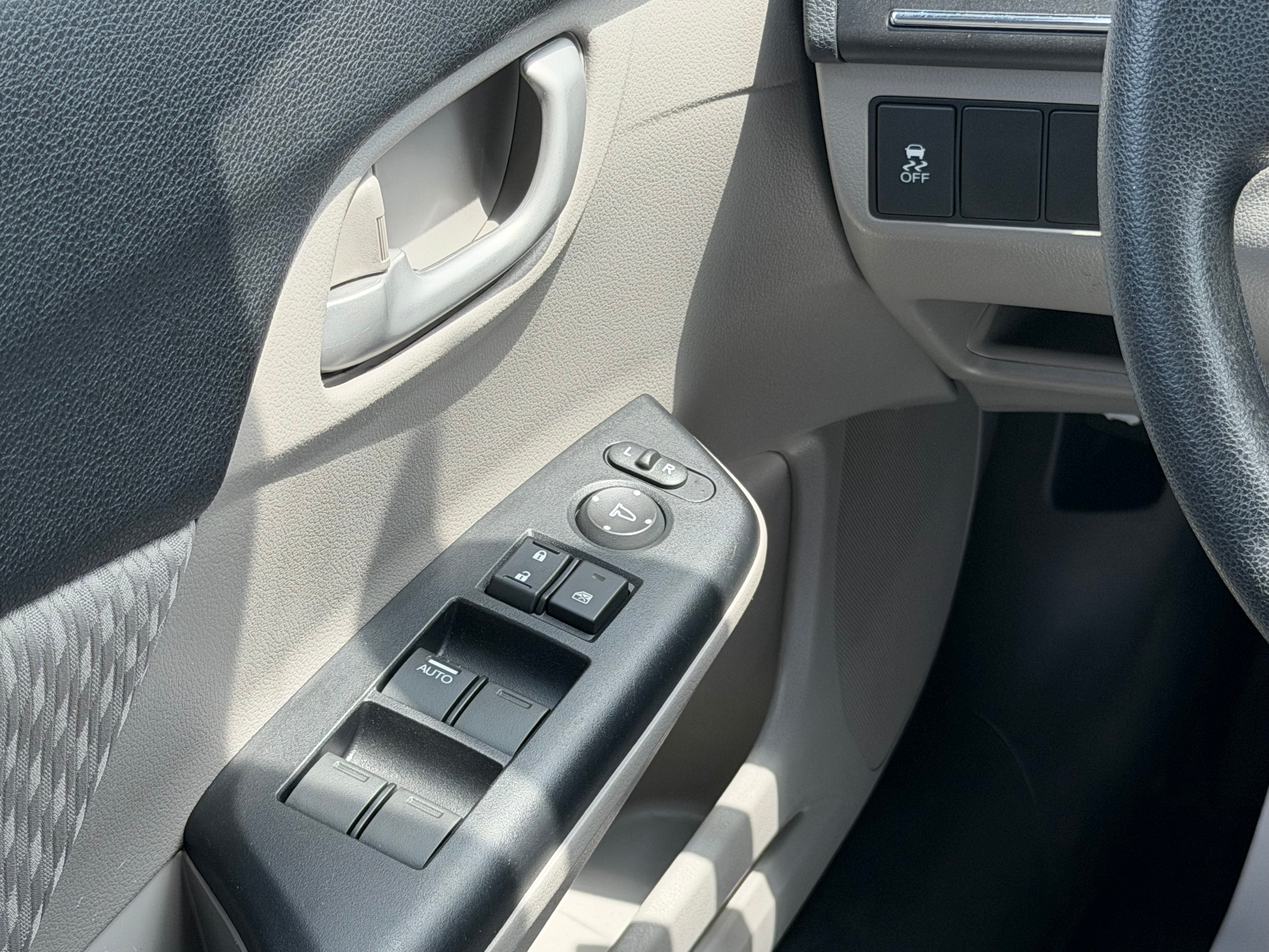 2014 Honda Civic LX - Photo 30