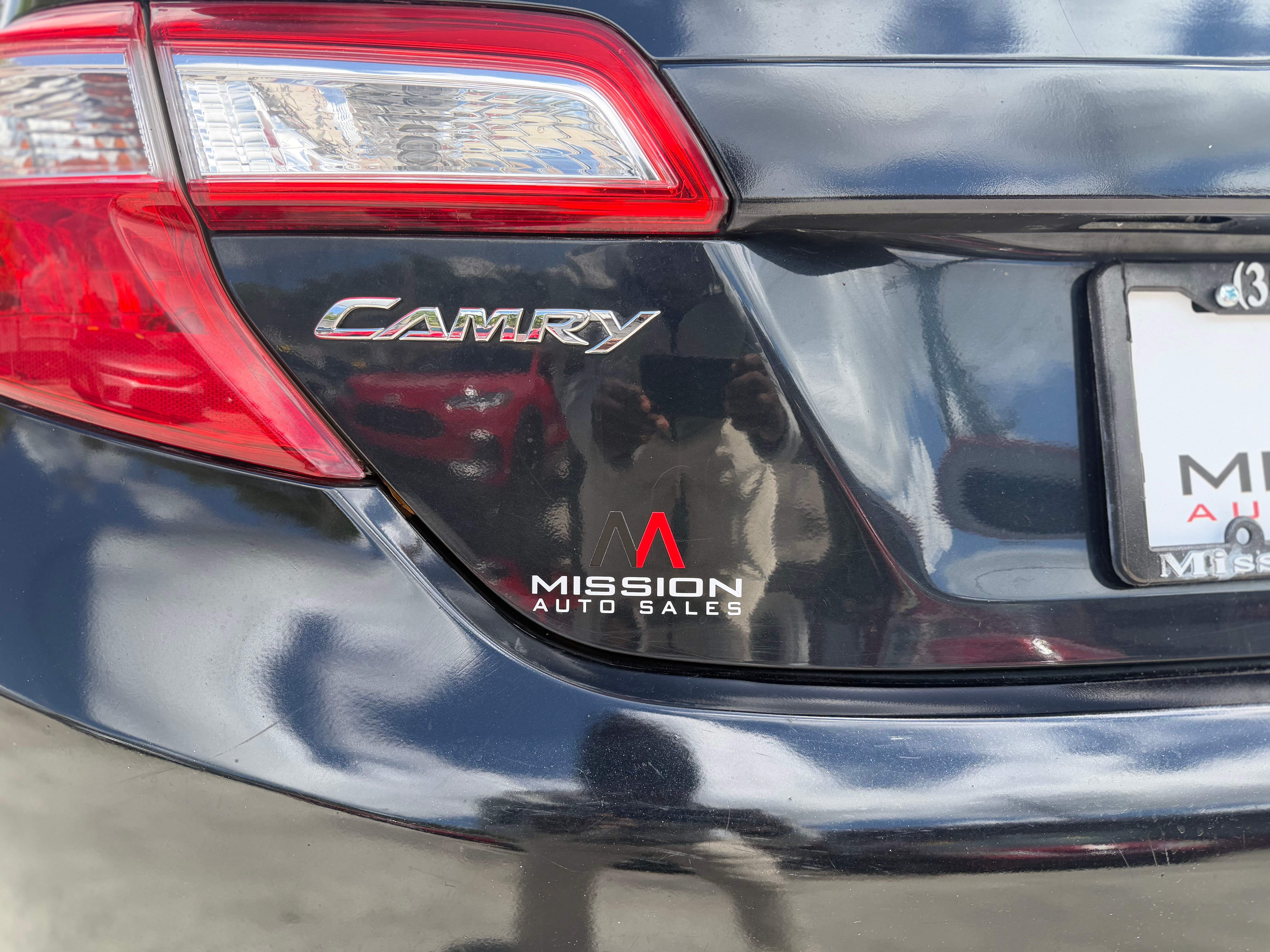 2012 Toyota Camry SE - Photo 25