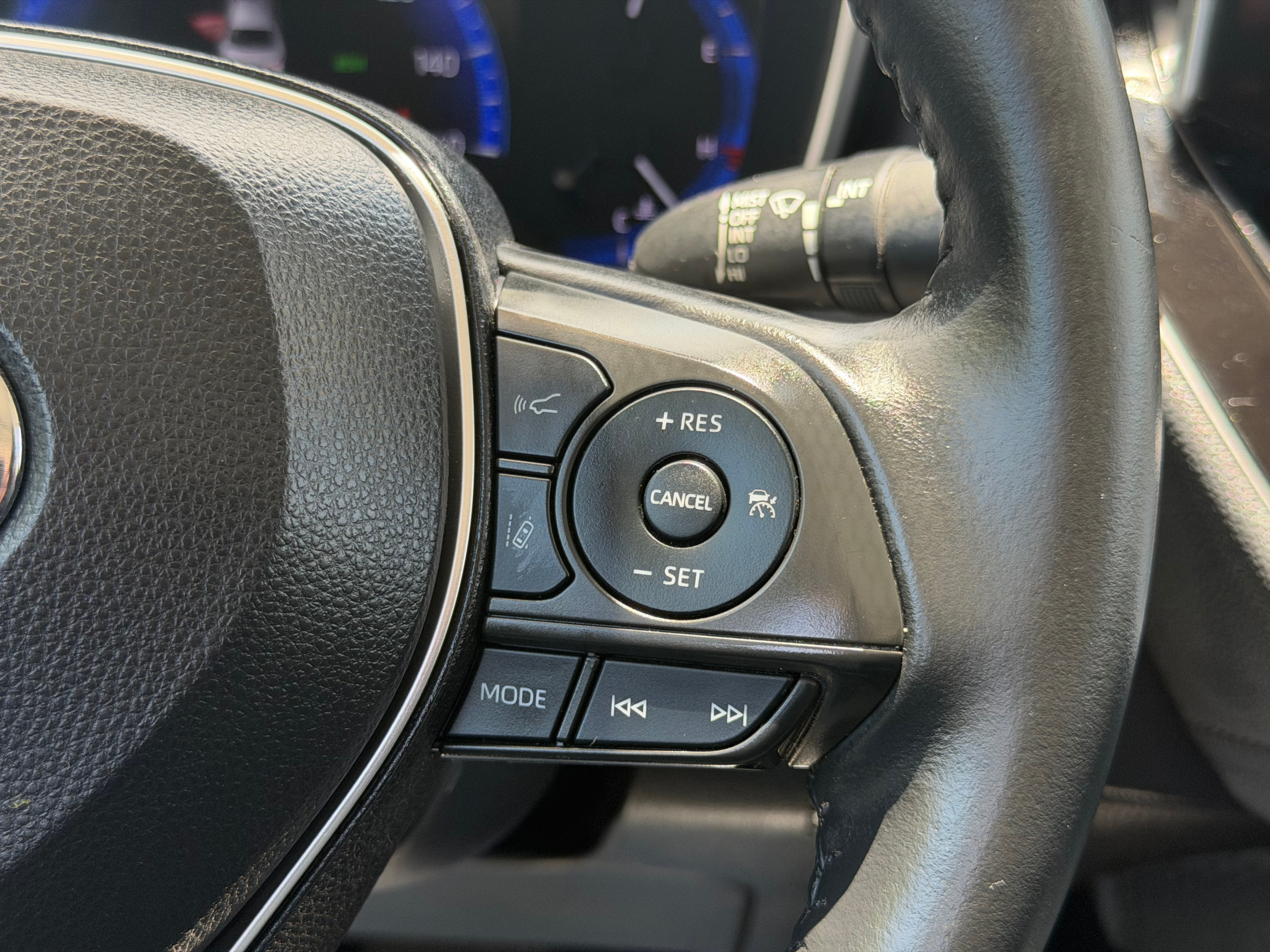 2022 Toyota Corolla XLE - Photo 27