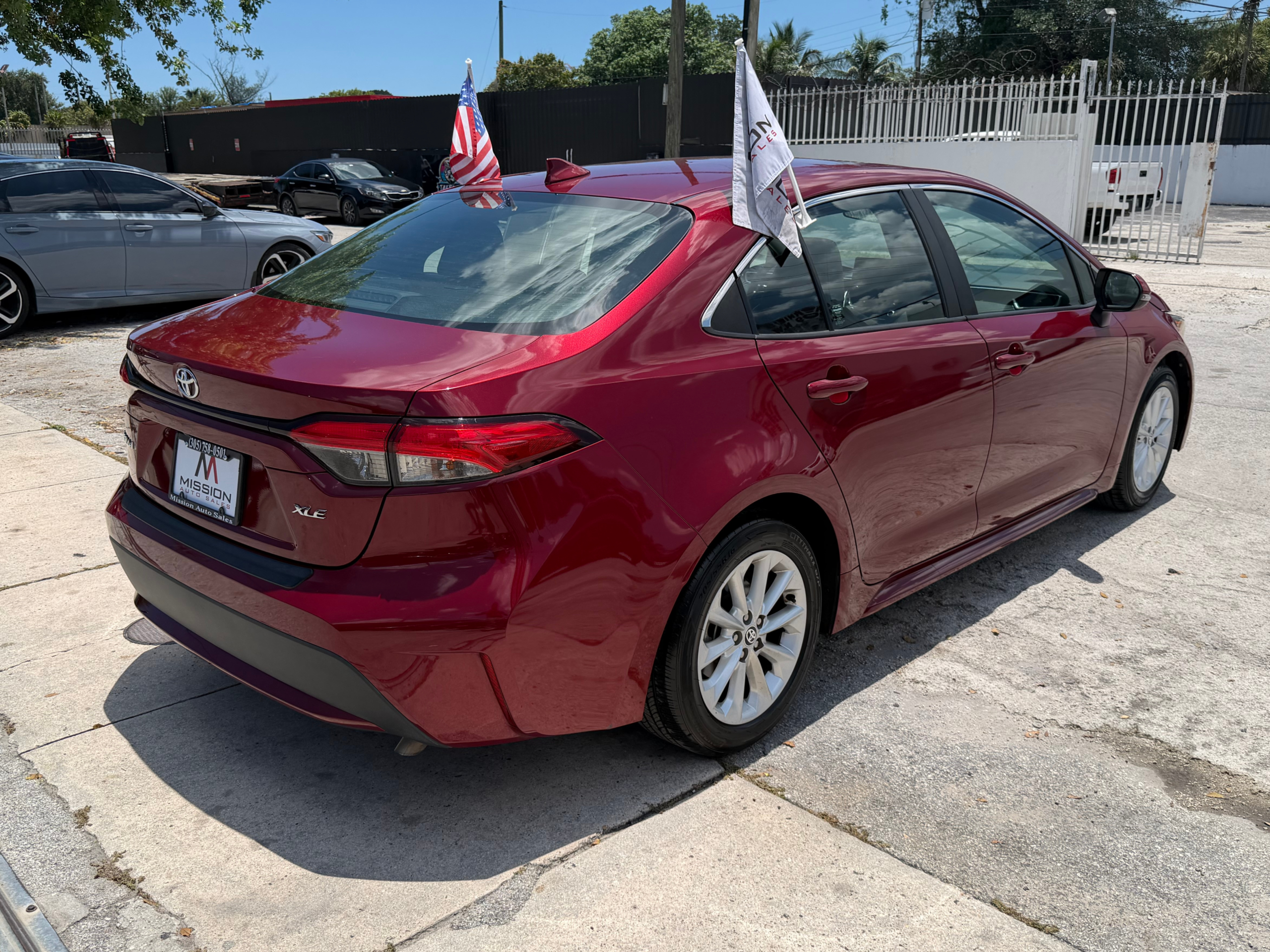 2022 Toyota Corolla XLE - Photo 15