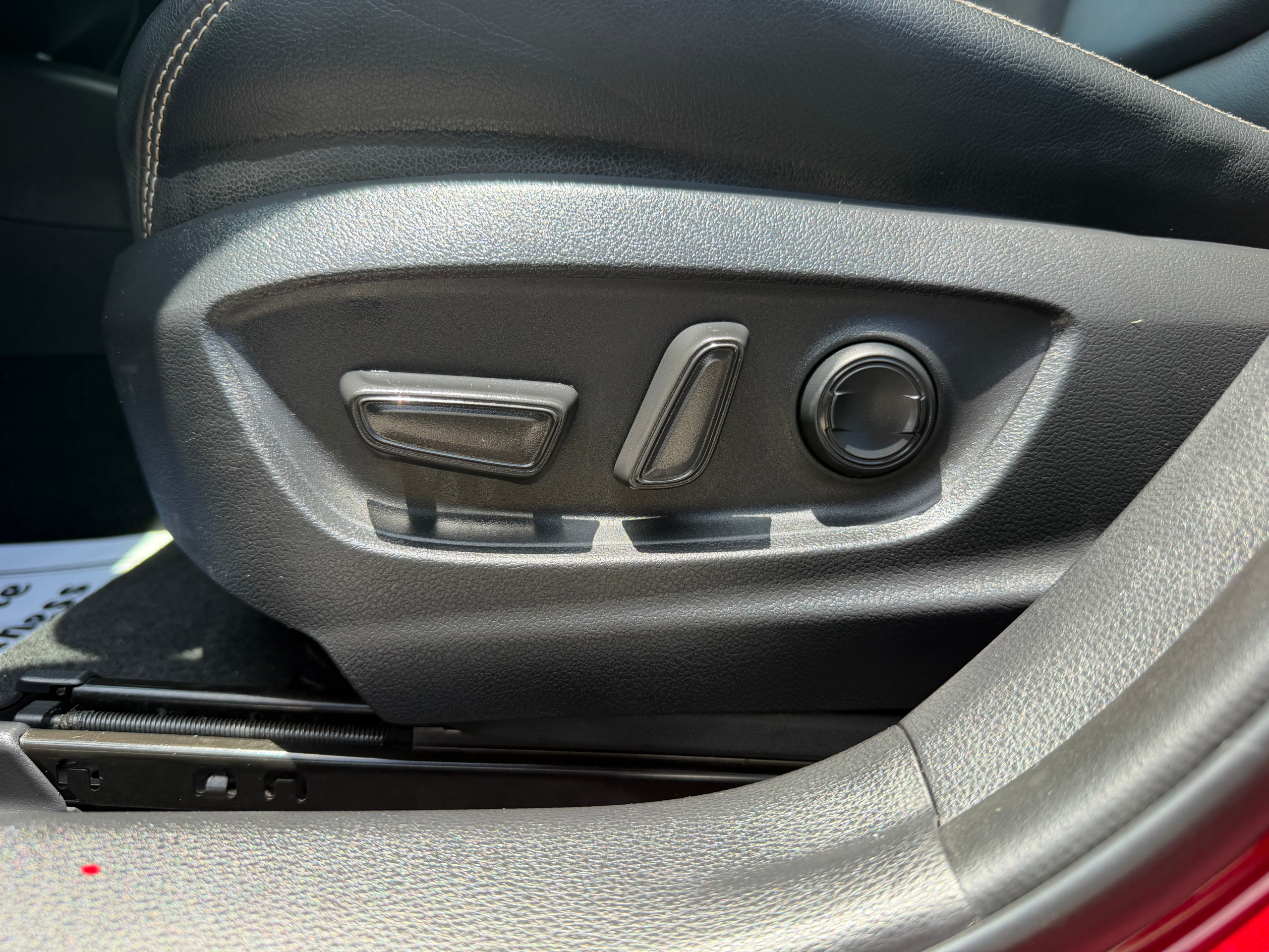 2022 Toyota Corolla XLE - Photo 8