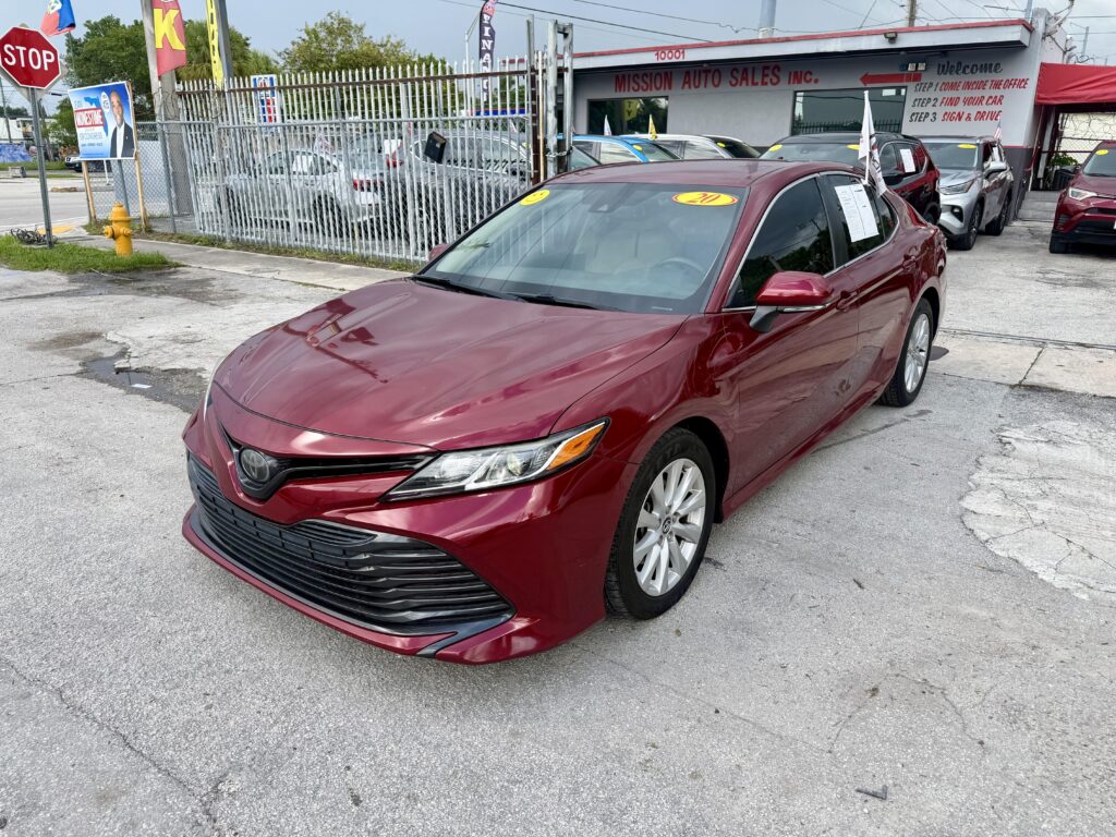 2020 Toyota Camry LE