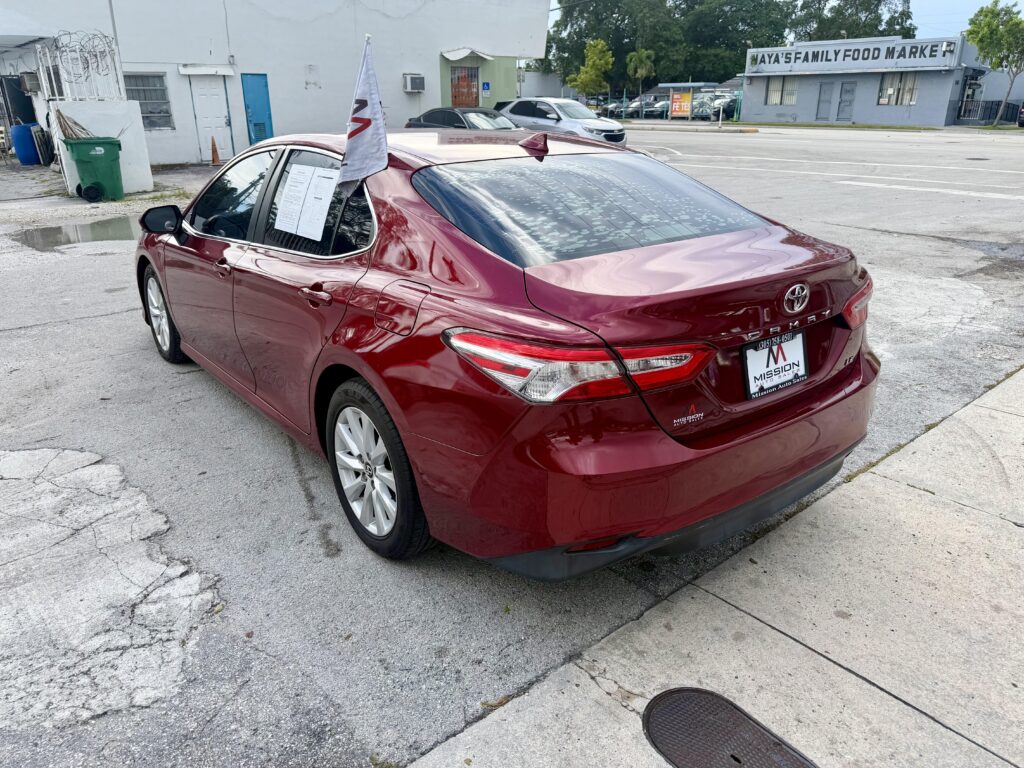 2020 Toyota Camry LE