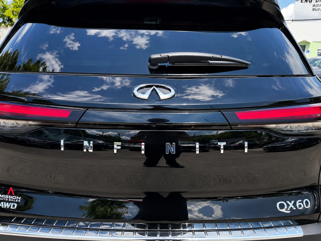 2023 Infiniti QX60 LUXE
